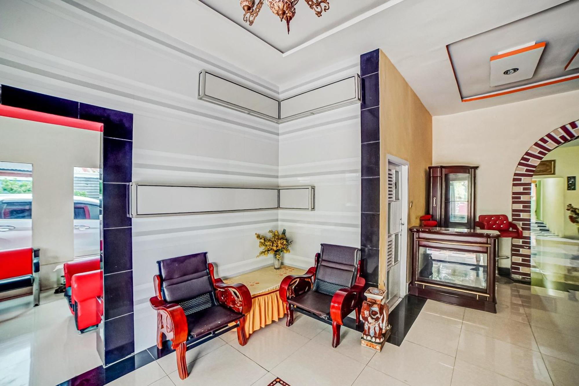 Oyo 90980 Al Karim Syariah Hotel Tanjungbalai Kültér fotó