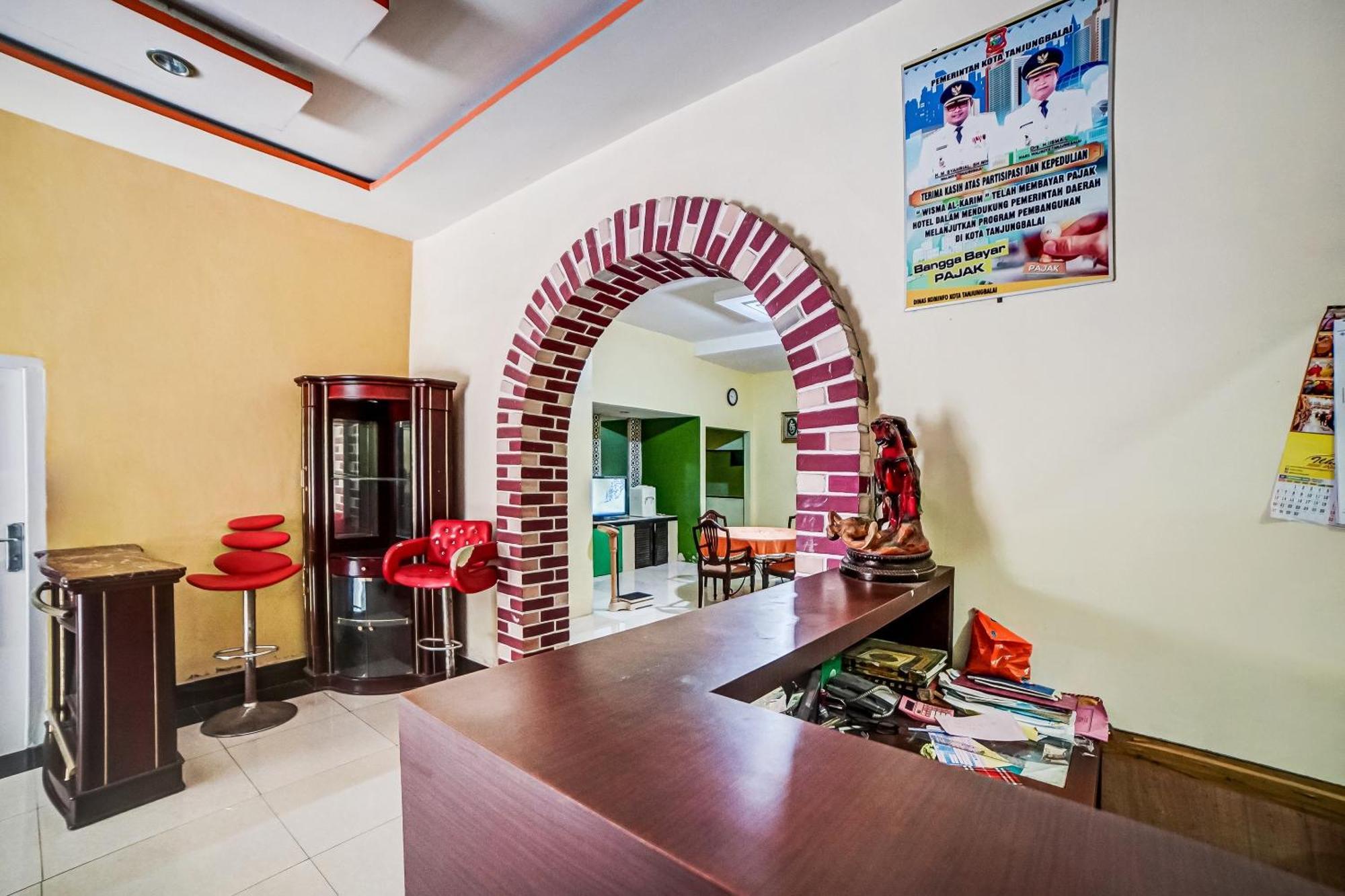 Oyo 90980 Al Karim Syariah Hotel Tanjungbalai Kültér fotó