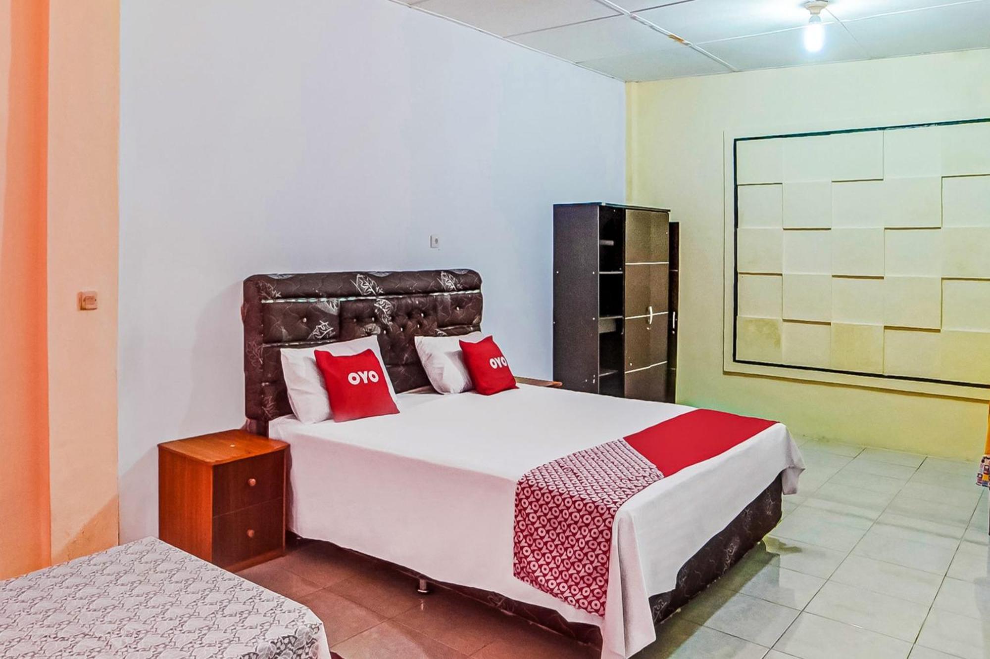 Oyo 90980 Al Karim Syariah Hotel Tanjungbalai Kültér fotó