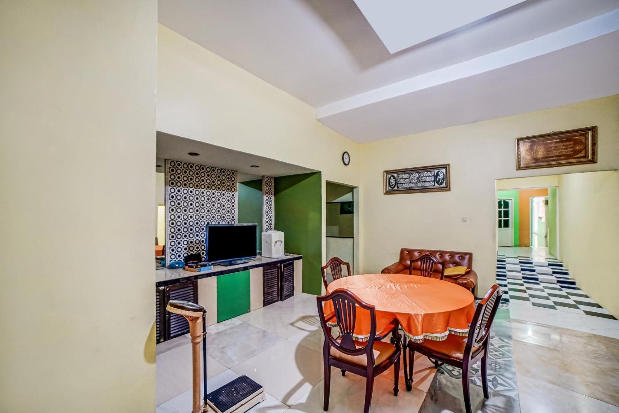 Oyo 90980 Al Karim Syariah Hotel Tanjungbalai Kültér fotó